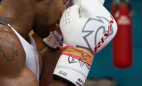 BOXER TASIF KHAN OPENS OUR NEW GYM IN BRADFORD